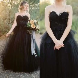 Mariage Bridal Robes gothiques noires robe dentelle applique en cœur décolleté en tulle personnalisé plus taille de planche Vestido de Novia