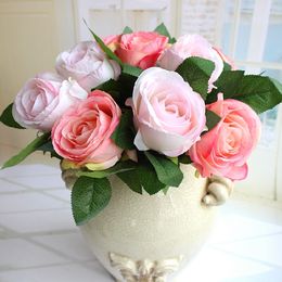 Bruid boeket zijde bloemen groothandel kunstmatige roze bloemen voor bruiloft / woondecoratie hand bloem zijde rose korte pool roos