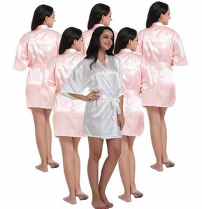 Bride Bridesmaid Satin Silk Bath Robe Wedding Maid d'honneur Robe chambre Mother Bravo7210998