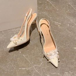 Bruid bloemen Franse sandalen zomer witte dunne hiel puntig cm cm cm hakken mode sierlijke schattige trouwschoenen verkoop s