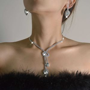 Bruid Strass Eenvoudige Ketting Oorbel Set Trouwjurk Avondfeest Accessoires Kwastje Kristal Druppeltje Ketting 231015