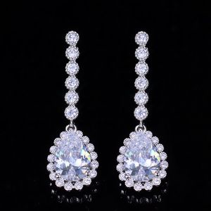 Mariée Mariage De Luxe Longue Goutte D'eau Charme Boucles D'oreilles Designer Bijoux Rouge Rubis Bleu Saphir Blanc AAA Cubique Zircone Cuivre Boucle D'oreille Partie Pour Les Femmes Cadeau