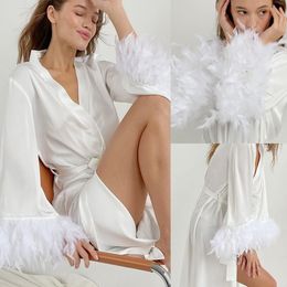 Novia Boda Vestidos de mañana Conjuntos de batas Ropa de dormir de invierno Ceremonia Camisones de plumas de lujo blancos