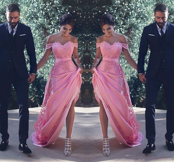 Vestidos de dama de honor 2018 Bodas largas y baratas Vestido de invitados Fuera del hombro Encaje rosa 3D Apliques florales Faja Sirena Tallas grandes Vestidos de dama de honor