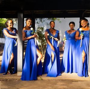 Bruidsmeisje Zuid -Afrikaanse lange jurken Royal Blue Chiffon A Line Elegant Lace Appli Maid of Honor Jurk Lengte Sexy Side Spit Formele avondjurken