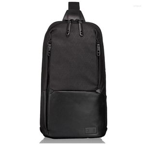 Maletines 798646 Nylon balístico Moda Casual Chest Bag Crossbody IPad Hombres y mujeres Travel Shoulder