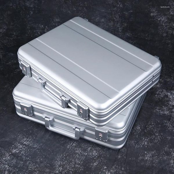 Mallette en métal 18.1x13.8x4.5 pouces, boîte à outils en aluminium, boîte à outils rigide, boîte à outils pour ordinateur portable avec éponge argent