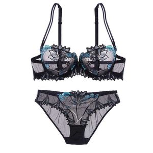 Lilymoda Vrouwen Ultradunne Underwer Lingerie Set Ongevoerd Sexy Bh Korte Sets Push up Transparant Kant Borduren Zwarte Beha Slipje L2304