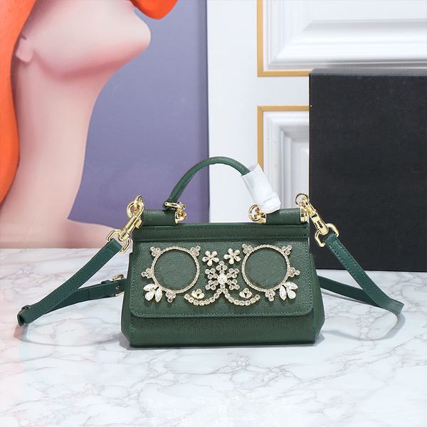 Bolso de hombro con diamantes brillantes Mini bolso de mano Asa de cuero Correas de ajuste Patrón de diamantes sintéticos Parte posterior Parche de metal Imanes con tapa Bolsos de mujer de alto grado