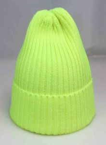 Bonnet en tricot uni brillant hiver femmes 039s chapeaux blanc crochet rayé Skullies casquette néon jaune rose gris blanc Y211116754872