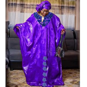 Robe bazin africaine violet vif avec des pierres broderie guipure dsahiki nigériane indien mariage mariage traditionnel bassin robe 240422