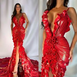 Heldere Rode Avondjurk Met Hoge Vork Nieuwe Sexy V-hals Party Bruidsjurken Robes De Mariee Sweep Trein aangepaste Kleuren
