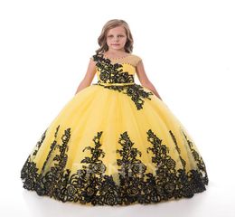 Robes de fille de fleur d'applique de dentelle noire jaune vif Girls039 robes de reconstitution historique vacances robe d'anniversaire jupe taille personnalisée 214 D9244021