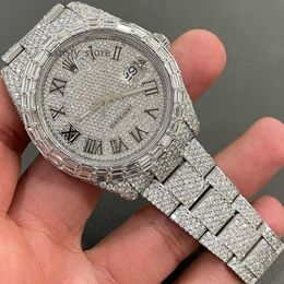 Brillante cortado redondo totalmente helado Reloj de diamantes Moissanite para hombres para cualquier ocasión Belleza lujosa con VVS Clarity Diamond