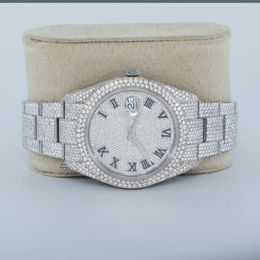 Brilliant rond Cut Y Iced Out Moissanite Diamond Watch for Men Perfect pour toute occasion Beauté avec VVS Clarity Diamond