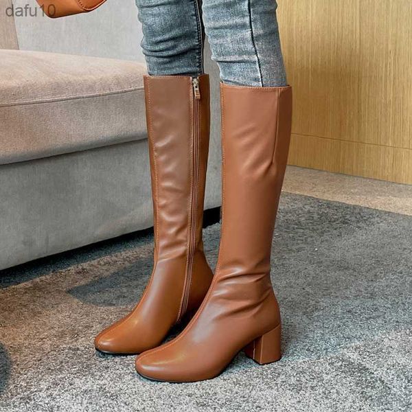 Style minimaliste britannique mode pas cher femmes bottes au genou en cuir microfibre grande taille botte à talons bas chaud chaussure pour femmes L230704