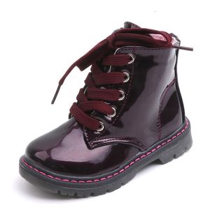 Style britannique Enfants Chaussures Garçons Filles Bottes Mode Automne Court Cheville Martin PU Bottes Chaussures À Lacets Fermeture À Glissière Enfants Bottes 210713