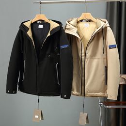 Britse stijl Designer Mens Down Jacket Letter Big Pocket Reflective Stripe Nylon Winter Hooded Coat Limited Edition Comfortabele Warm Men Winddicht 8823