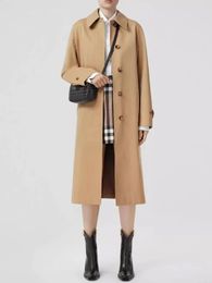 Style britannique rétro couleur unie revers double boutonnage sangle taille longue trench manteau femmes automne mode luxe veste manteau 240202