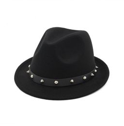 Style britannique Unisexe Laine en feutre Jazz Cap Fashion Fedora Chapeaux avec Rivet Men Women Automne Hiver Chapeaux For Men Women Gentleman Hat5485759