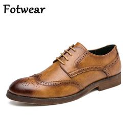 Brogue Big Men Fotwear Size 47 Classic Mens Formal Oxfords Lederen kledingschoenen Business Wedding volwassen veterschoenen 2 6409 S