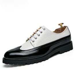 Brogue schoenen mannen formele coiffeur trouwschoenen mannen elegante Italiaanse feestschoenen voor mannen Sapato Oxford Masculino Buty Meskie