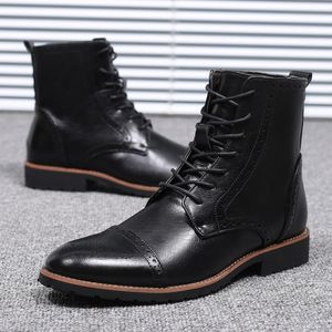 Brogues enkel laarzen mannen leren laarzen mannen schoenen mannelijke chukka laarzen mannen schoenen zapatos de hombre erkek bot buty meskie sepatu pria chaussures