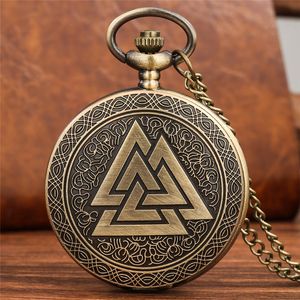 Montres de poche rétro Steampunk trois Triangles imbriqués hommes femmes mouvement à Quartz analogique numéro arabe collier chaîne cadeau