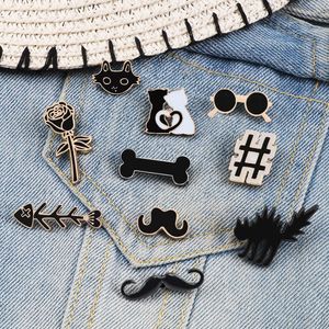 Broche broches mode 11 Style série noire chat barbe os lunettes Rose Tai Chi Badge broches revers chemise accessoires bijoux