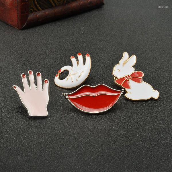 Broches 1 ensemble/4 pièces mignon petites femmes lèvres rouges broches Badge collier Brosh Animal broche ensemble pour enfants bijoux