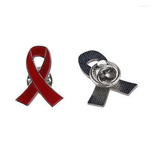 Broches 10 pièces épinglette de ruban rouge épinglettes en émail pour sensibiliser la sensibilisation au VIH et la goutte de coeur