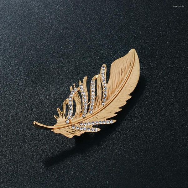 Broches 1pc lujo elegante cristal pluma dorado color dihinestone hoja broche dama mujer para hombres traje de alfilería de la solapa regalos de joyería