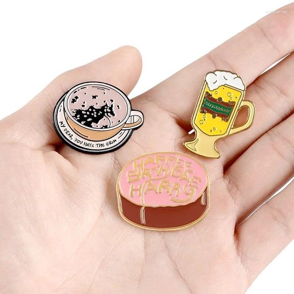 Broches 2 pcs caricatures créatives aliments BROOCH CAKE CAKE CA