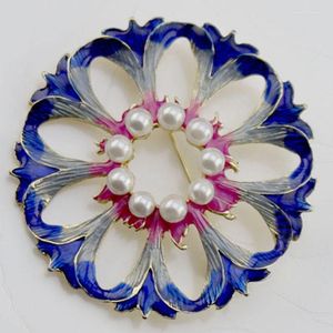 Broches 2023 Bouquet exquis perle eau peinture à l'huile accessoires de mode pour femmes broche