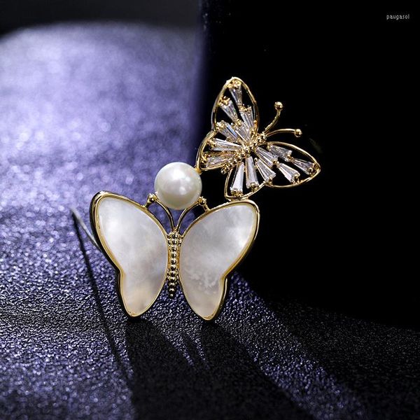 Broches 2023 moda perla insecto Pin Cubic Zirconia chapado en oro boda joyería para mujeres concha mariposa alfileres ramillete