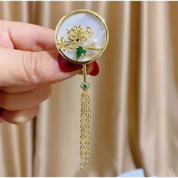 Broches 2023 High-end Schelpen Shell Chrysant Lange Kwast Natuurlijke Parel Broche Pruimenbloesem Bayberry Pins Accessoires