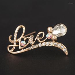 Broches en métal haut de gamme pour femmes, Version coréenne de lettre d'amour, accessoires bijoux pour fête de mariage, 2023
