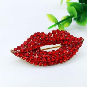 Broches à lèvres en strass de couleur rouge pour femmes, broche de bouche Sexy à la mode, bijoux brillants, cadeau, 2023