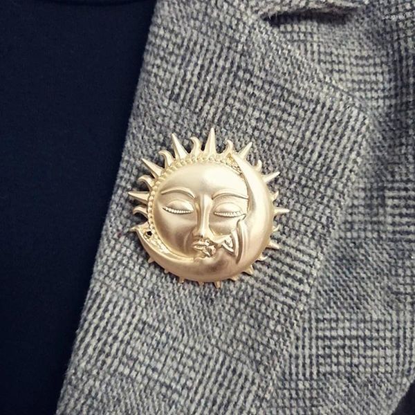 Broches 2023 rétro métal soleil lune broche Antique haut de gamme tempérament pull broche manteau accessoires femmes cuivre Zinc alliage Hyperbole