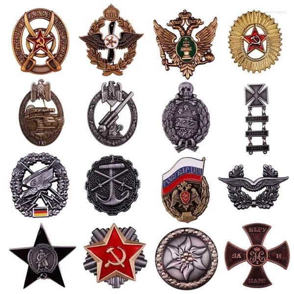 Broches 2024 Tropas de lucha Broche Retro Segunda Guerra Mundial Varios países Organización de regalos de insignia de metal para amigos fanáticos