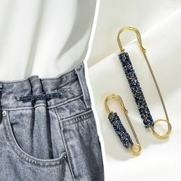 Broches 2 pièces strass luxueux pour femmes, épingle à revers, serrage de la taille, boucle en cristal brillant, pince fixe pour ceinture en jean