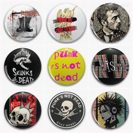 Broches 58mm creatieve punk is niet dode button pin skelet bloemenbroche muziekliefhebber op maat gemaakte badge backpack decor fans cadeau