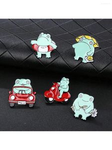 Brooches 5pcs Cartoon Frog Series Pin Creative Accessoires Création de conduite Green Badge Animal Vêtements Backpack Gift