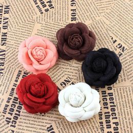 Broches 5 pièces unisexe laine artificielle fleur broche Rose épingle écharpe boucle tissu fait à la main fête mariage accessoires élégant décor