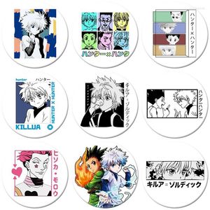 Broches anime hd estampado broche insignia de dibujos animados figura gon killua kurapika leoria pines de pantalla de metal redondo joyas