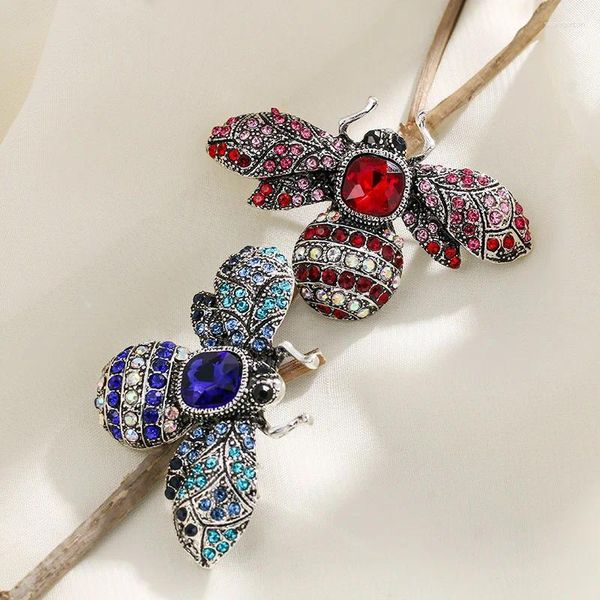 Broches Bohême tendance imitation imitation perles rouge bleu couleur verre insecte d'abeille Broche pour les femmes bijoux de déclaration en gros