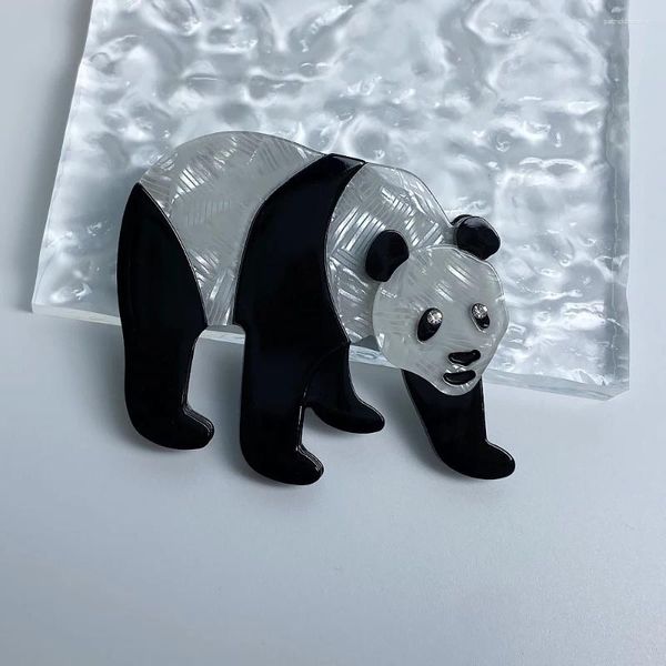 Broches Cartoon Animal Panda Costerianos Pins de esmalte hechos a mano Ropa Bolsa de seguridad Bolsa de seguridad Insignias de metal para amantes