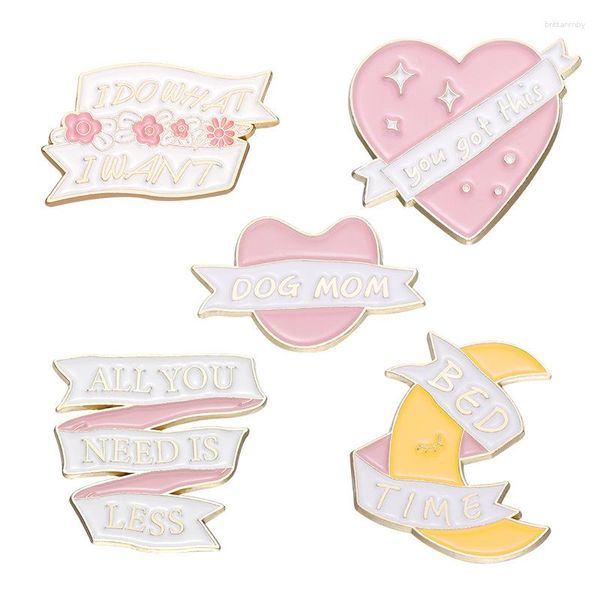 Broches dessin animé mignon rose amour émail broche maman maman temps de lit tout ce dont vous avez besoin est moins d'épingle lettre alliage badge revers bijourie cadeau pour amis