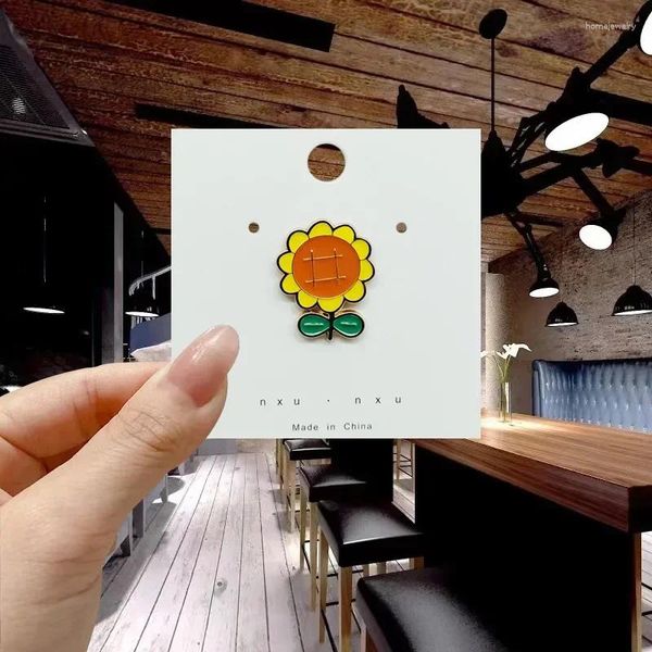 Broches dessin animé mignon tournesol exquis fleurs de soleil broche Broche de mode simple cadeaux japonais et coréens styles en gros