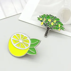Broches dessin animé fruit à la mode au citron broche créative de l'arbre des citrons complets verts et jaunes avec des badges accessoires